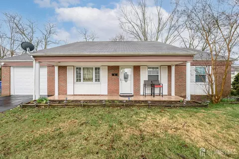 7 Ebbtide Ln, Willingboro, NJ 08046