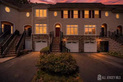 12 Jensen Ct, Old Bridge, NJ 08857