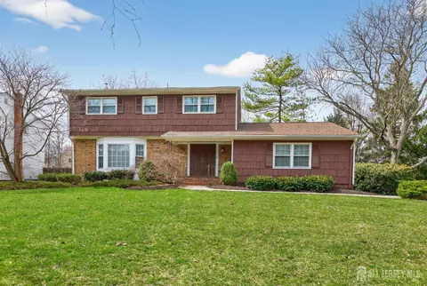 1328 Aaron Rd, North Brunswick, NJ 08902