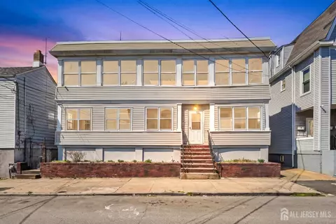 361 Prospect St, Perth Amboy, NJ 08861