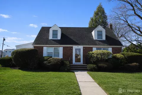 40 Cleremont Ave, North Brunswick, NJ 08902