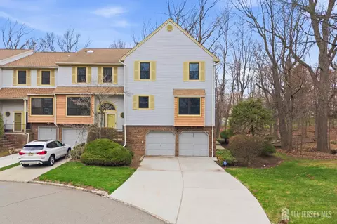 4807 Stonehedge Rd, Edison, NJ 08820