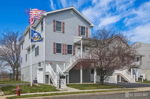 911 Harris Ave, Union Beach, NJ 07735