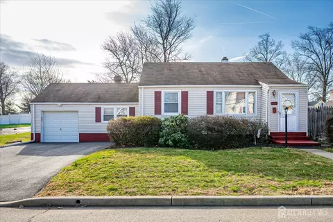 105 E Cliff Rd, Colonia, NJ 07067