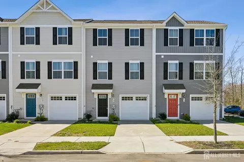 60 Rowand Way E, Clementon, NJ 08021