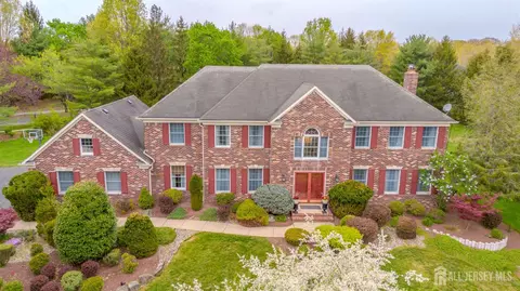 6 Bush Ct, West Windsor, NJ 08550