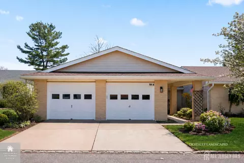 701 Croydon Rd #A, Monroe, NJ 08831