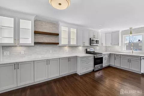 126 Prentice Ave, South River, NJ 08882