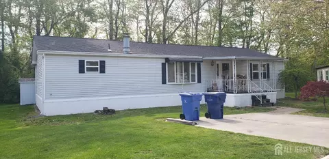 58 Burns Rd, North Brunswick, NJ 08902