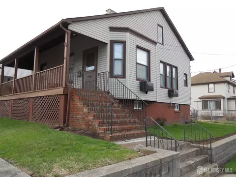 99 Washington Ave, Carteret, NJ 07008