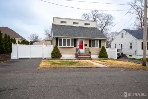 11 Tyndale Ave, Monroe, NJ 08831