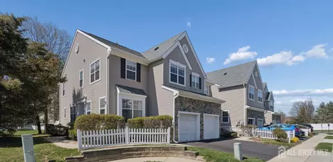 701 Dahlia Cir, South Brunswick, NJ 08810