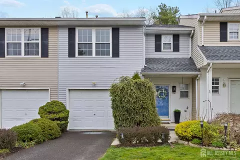 22 Scotto Pl, South Brunswick, NJ 08810