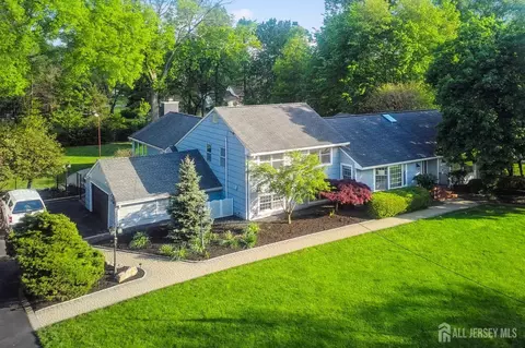 109 Haywood Ave, Piscataway, NJ 08854