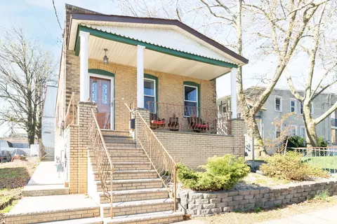 449 Keene St, Perth Amboy, NJ 08861