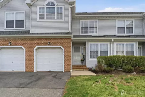 110 Castle Pointe Blvd, Piscataway, NJ 08854
