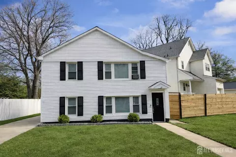 13 Bissett Pl, South River, NJ 08882