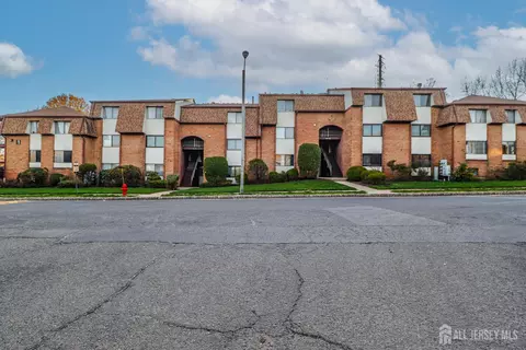 107 Edison Glen Ter, Edison, NJ 08837