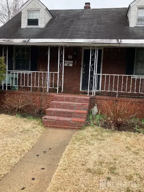 52 Caroline Ave, Trenton, NJ 08610