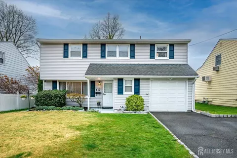 117 Cleveland Ave, Colonia, NJ 07067