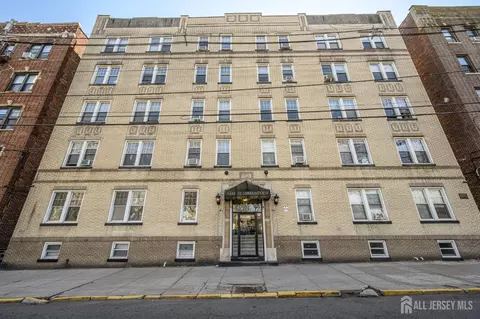 311 79th St #36, North Bergen, NJ 07047