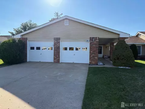 531 Ardmore Rd #531A, Monroe Township, NJ 08831