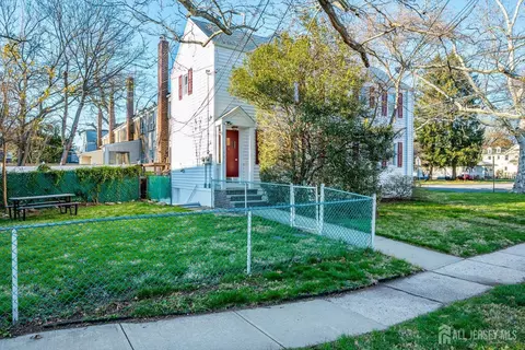 551 Main St, Metuchen, NJ 08840