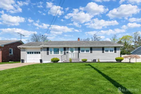 157 Clay St, Milltown, NJ 08850