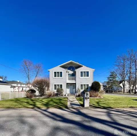 932 Beatrice Pkwy, Edison, NJ 08820