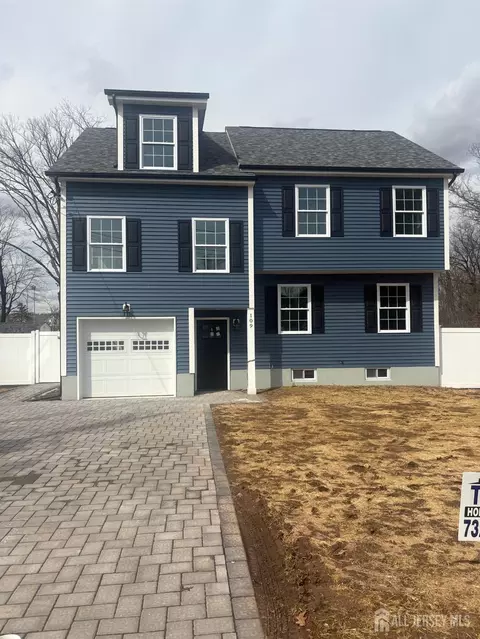 109 Pearl Pl, Dunellen, NJ 08812