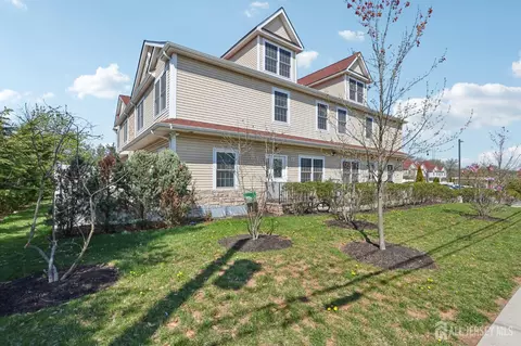 32 Cinder Rd #3, Edison, NJ 08820