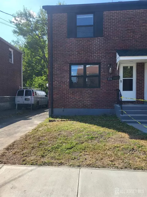 174 Rutgers St, New Brunswick, NJ 08901