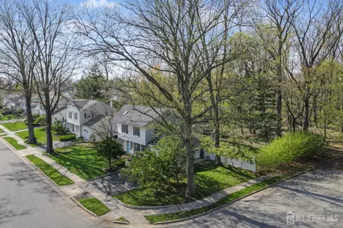 View/Area - 22 Meyer Rd, Edison, NJ 08817 photo 1 of 3