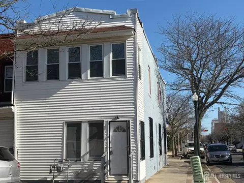 1044 Drexel Ave, Atlantic City, NJ 08401