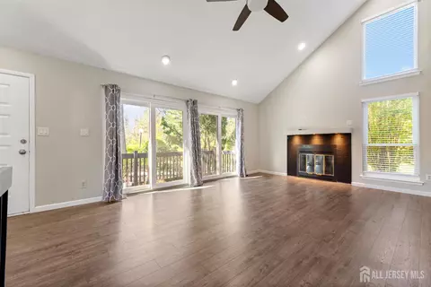 Living - 496 Westgate Dr, Edison, NJ 08820 photo 5 of 7