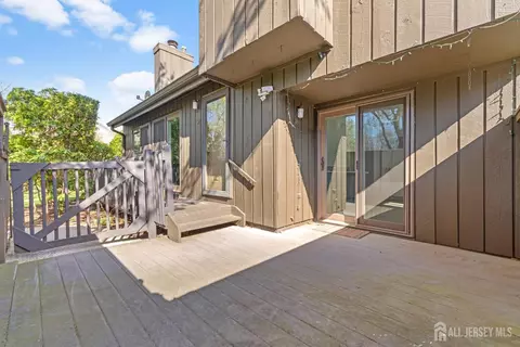 Exterior - 496 Westgate Dr, Edison, NJ 08820 photo 6 of 7