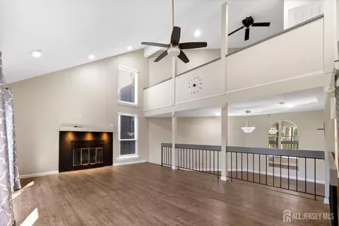 Living - 496 Westgate Dr, Edison, NJ 08820 photo 2 of 7
