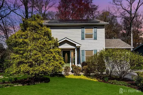 90 Bear Brook Rd, Princeton, NJ 08540