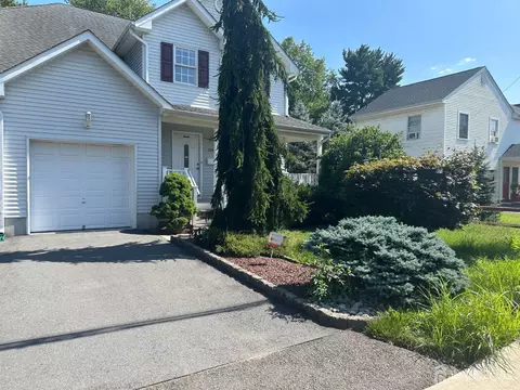 2066 Excelsior Ave, North Brunswick, NJ 08902