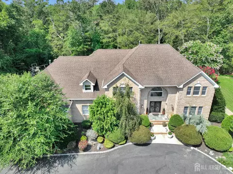 3 Greenwich Ct, South Brunswick, NJ 08902