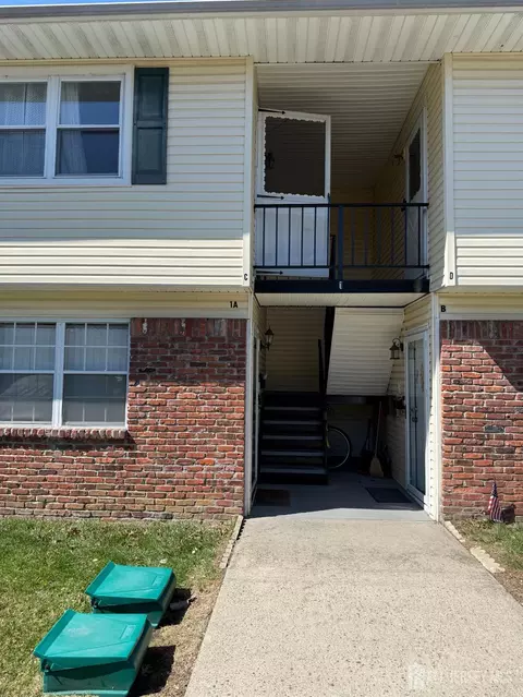 1 Oklahoma Dr #A, Matawan, NJ 07747