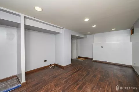 Other - 212 Echo Ave, Edison, NJ 08837 photo 10 of 12