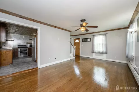 Living - 212 Echo Ave, Edison, NJ 08837 photo 3 of 4