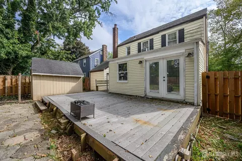 Exterior - 212 Echo Ave, Edison, NJ 08837 photo 2 of 8