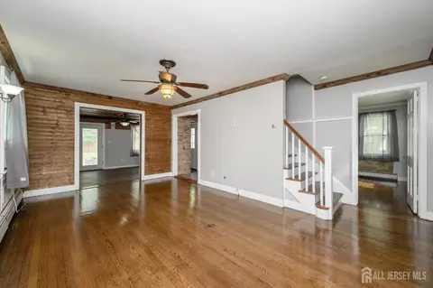Living - 212 Echo Ave, Edison, NJ 08837 photo 2 of 4