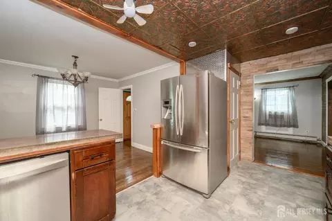 Entry Way - 212 Echo Ave, Edison, NJ 08837 photo 3 of 4