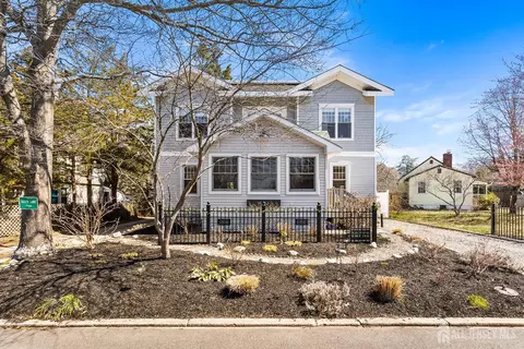 100 Laurel Ave, Island Heights, NJ 08732