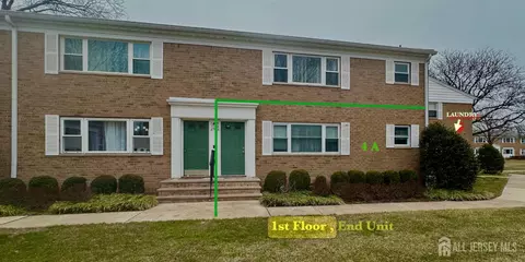 187 Evergreen Rd #4A, Edison, NJ 08837
