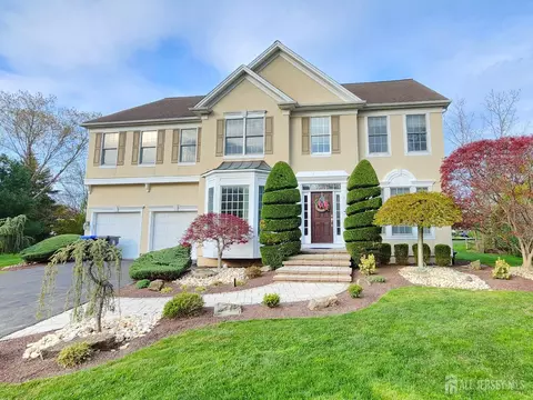 7 Hager St, East Brunswick, NJ 08816
