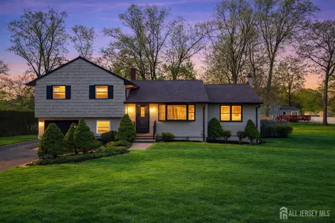 606 Willow Ave, Piscataway, NJ 08854